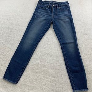 American Eagle Outfitters Jeggin Crop  size 6 Blue color